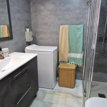 Apartamento 2 *